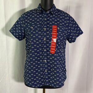 NWOT Eddie Bauer Blue & White Printed Short Sleeve Button Down Shirt